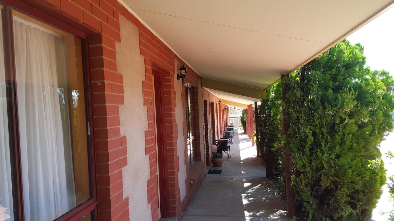 Gateway Motor Inn - Self Check-In Broken Hill Buitenkant foto