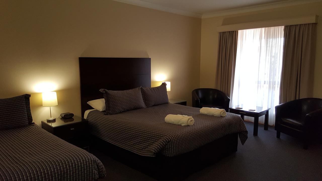 Gateway Motor Inn - Self Check-In Broken Hill Buitenkant foto