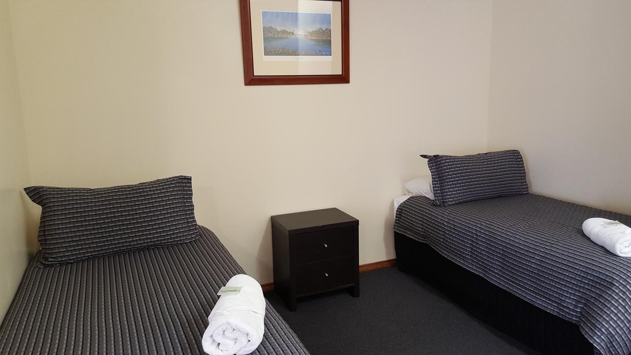 Gateway Motor Inn - Self Check-In Broken Hill Buitenkant foto