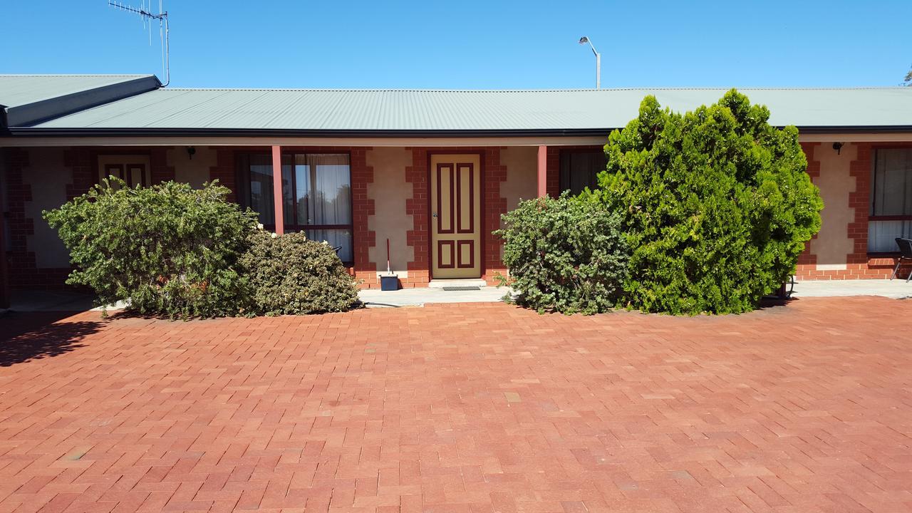 Gateway Motor Inn - Self Check-In Broken Hill Buitenkant foto