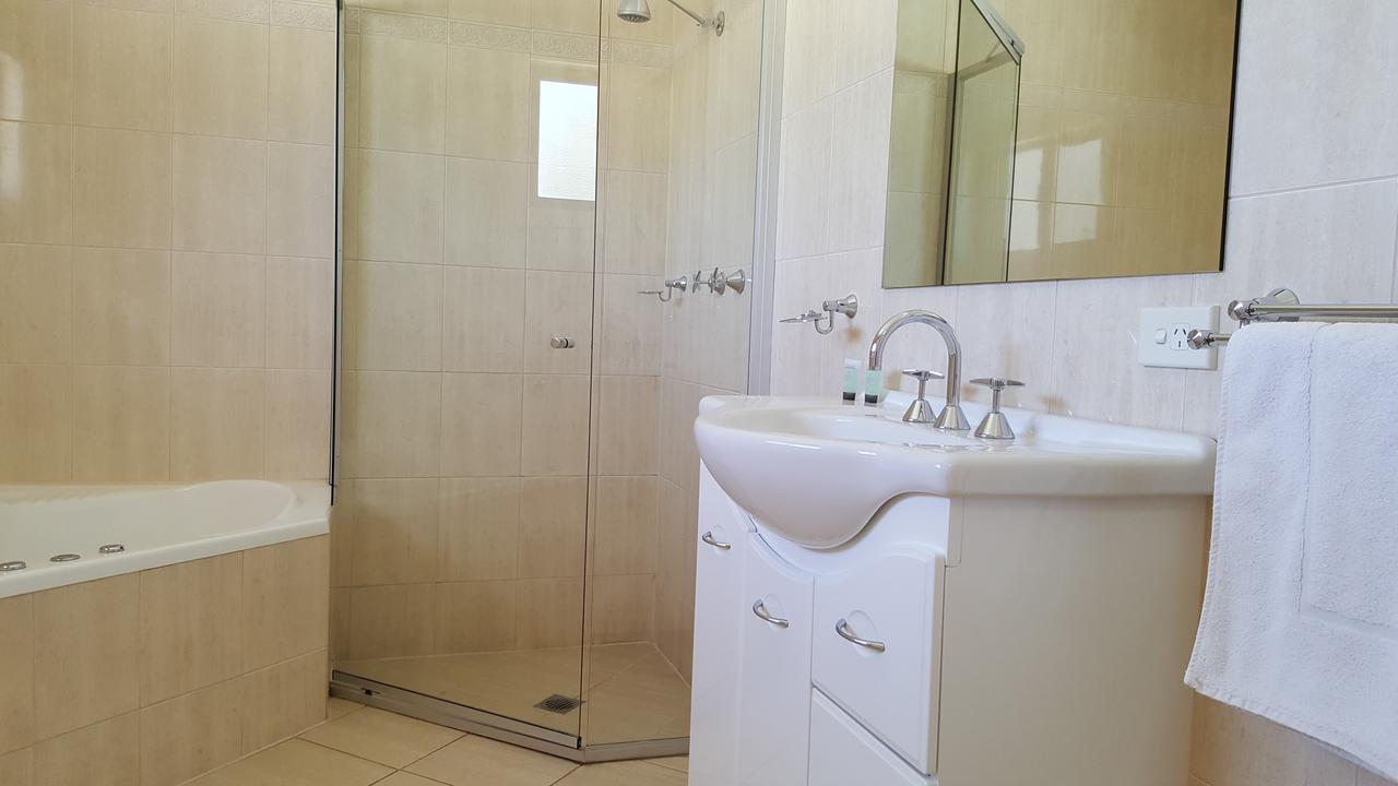 Gateway Motor Inn - Self Check-In Broken Hill Buitenkant foto