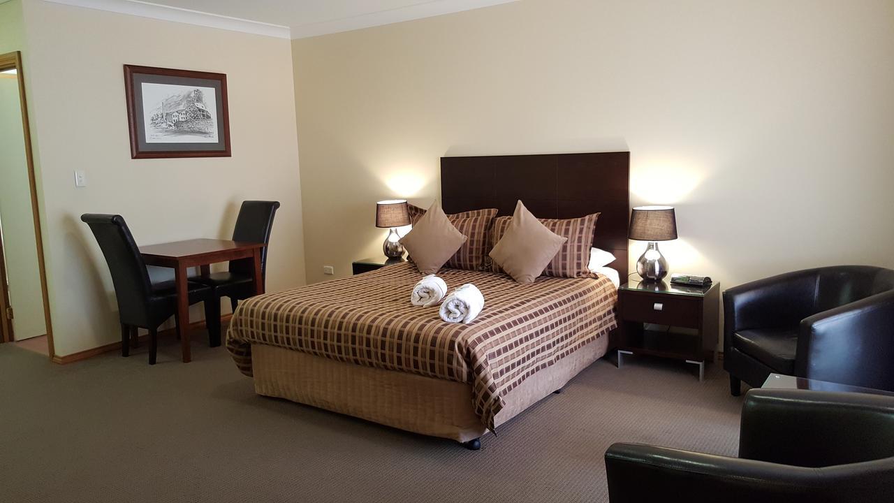 Gateway Motor Inn - Self Check-In Broken Hill Buitenkant foto
